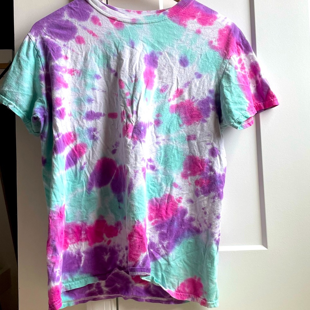 Gildan tie-dye t-shirt